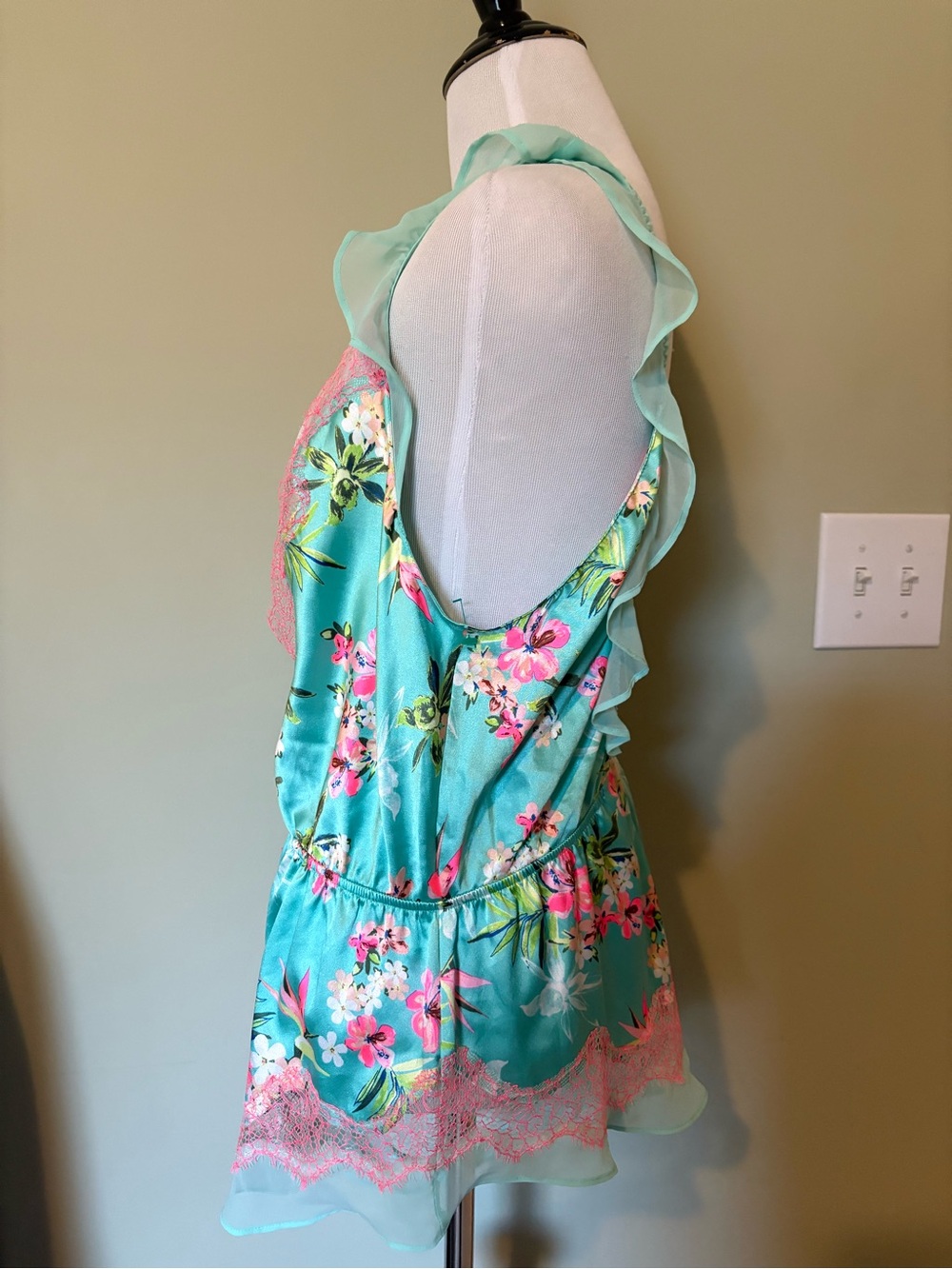 Victoria’s Secret Vintage Hawaiian Tropical Fantasy Chantilly Lace Romper - Picture 8 of 9